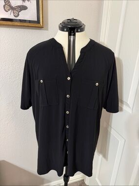 Perseption Black Short-Sleeve Button-Front Blouse